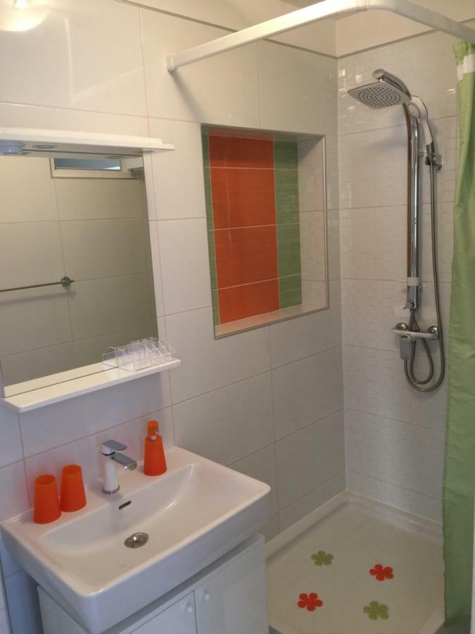 Apartmani Noah - Iva I Matea Stanici Buitenkant foto